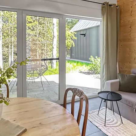 2 Bedroom Stunning In Semesterbostad *